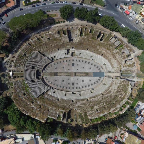 Anfiteatro Flavio - l