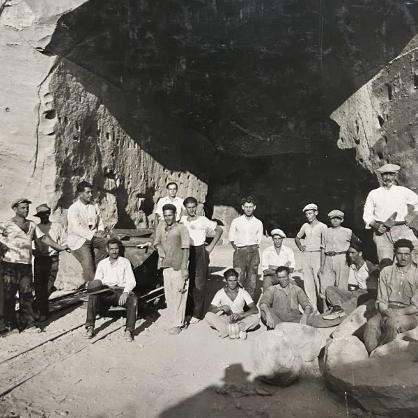 Documento con contenuti semplificati dedicato alla storia del Parco archeologico di Cuma.