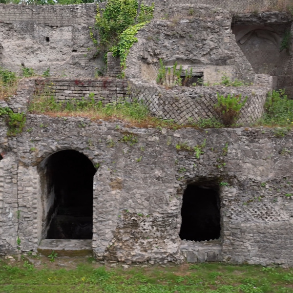 Video per la famiglia dedicato alle Necropoli romane di Pozzuoli