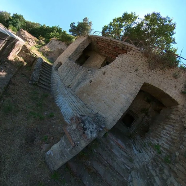 Parco Sommerso di Baia, sito archeologico subacqueo dei Campi Flegrei con contenuti video accessibili in Lingua dei Segni Italiana.