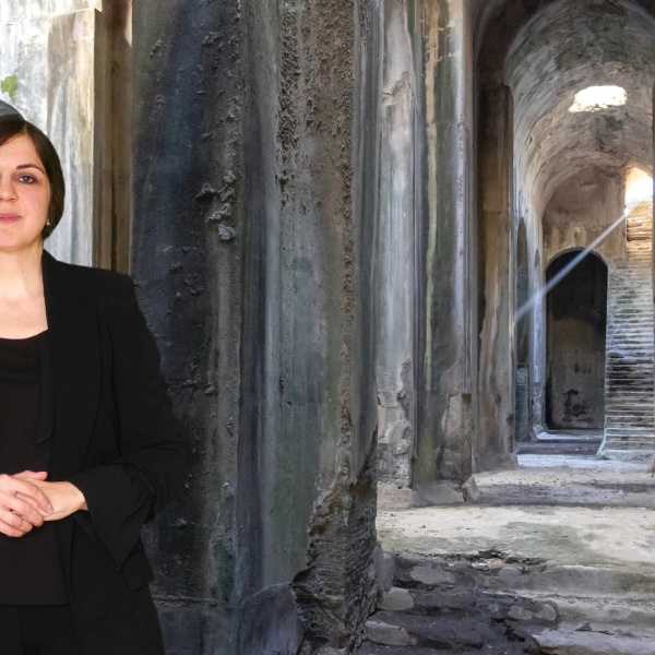 Video LIS dedicato alla visita della Piscina Mirabilis e dei monumenti romani di Bacoli con interprete della Lingua dei Segni Italiana.