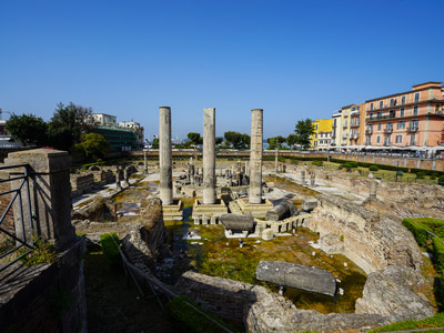 Tempio di Serapide (Macellum)