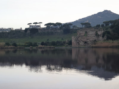 Tempio di Apollo sul lago d'Averno